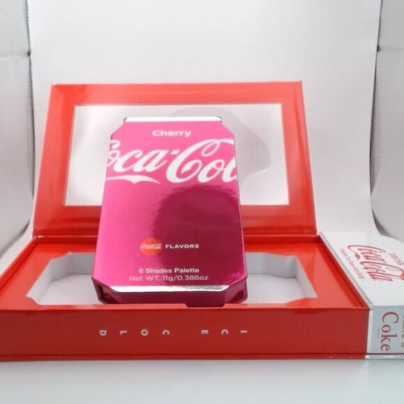 Glamlite x Coca-Cola Cherry Eyeshadow Palette — NEW - Picture 3 of 7